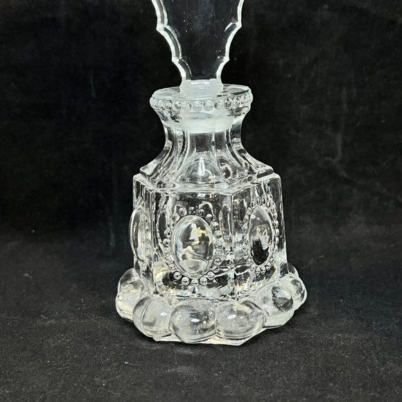 Vintage L E Smith Glass Co Beaded Medallion Perfume Bottle With Stopper - Picture 4 of 10
